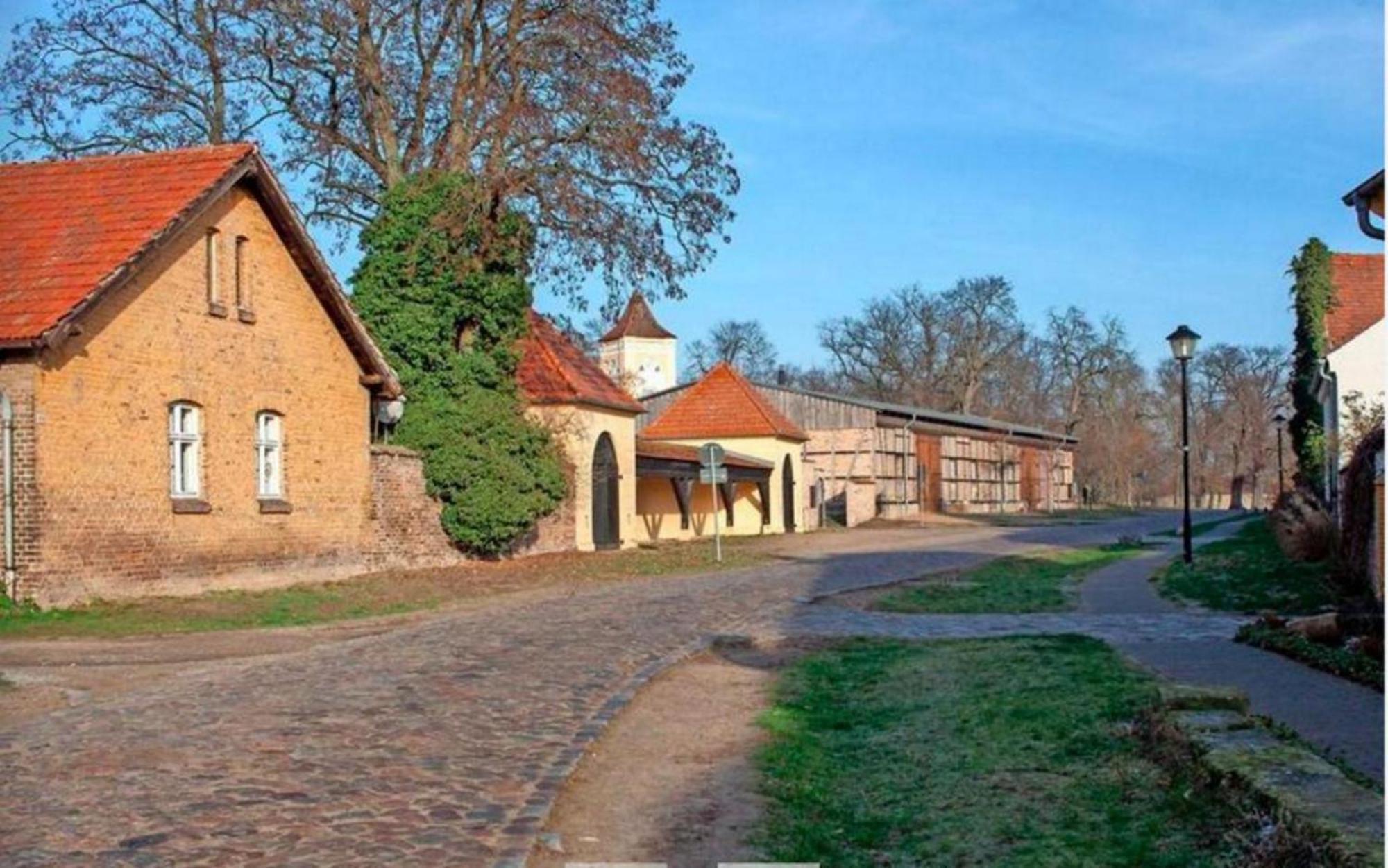 Ferienwohnungen Luisenhof Paretz Bagian luar foto